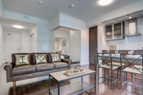 Lovely 3-Bed Condo w/Parking, Steps to Lake & Attractions